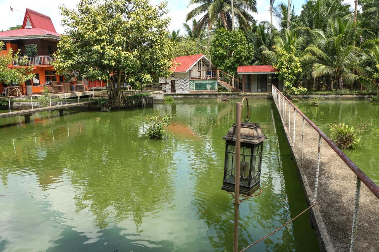 Jconfarm Hotel Calamba  Exterior photo